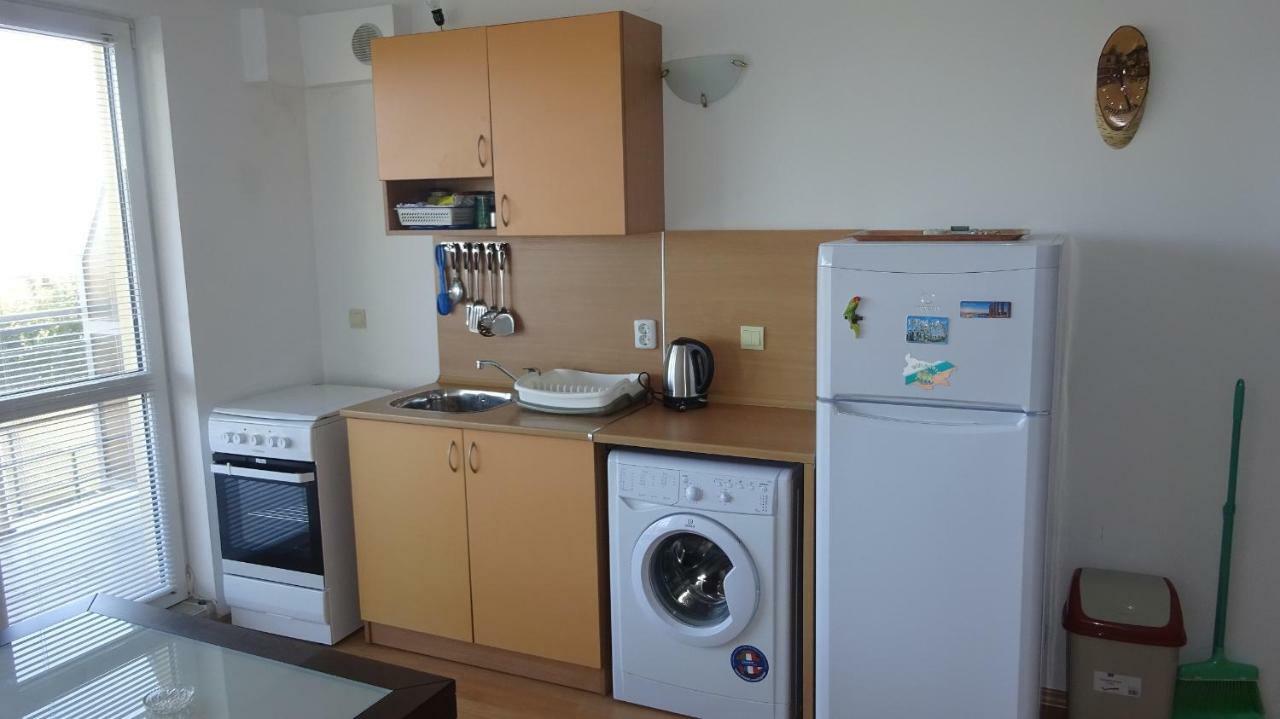 Sunny House Apartment