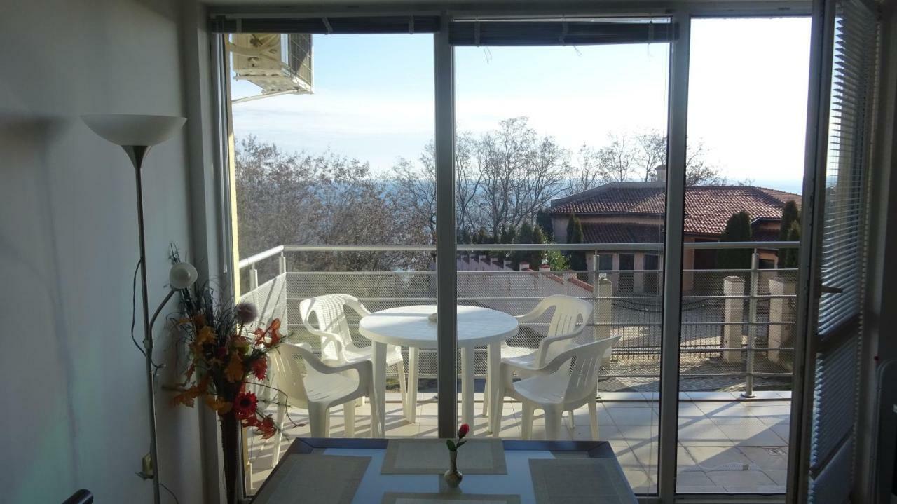 Sunny House *